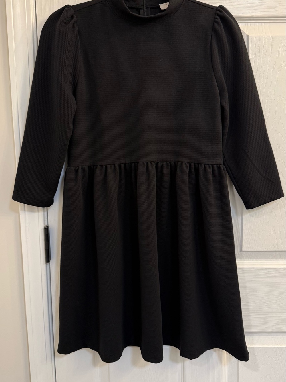 LOFT Petite Black Puff-Sleeve Dress